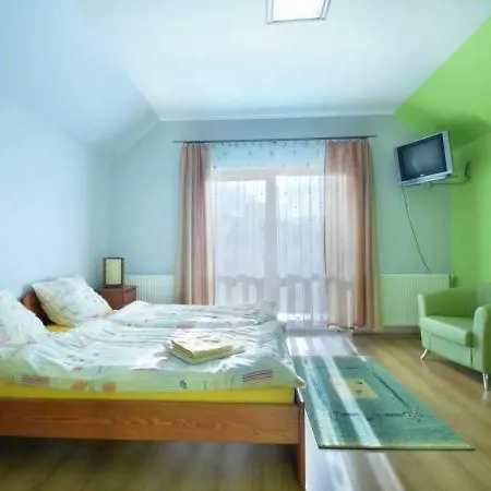 Κατάλυμα σε φάρμα U Barbary